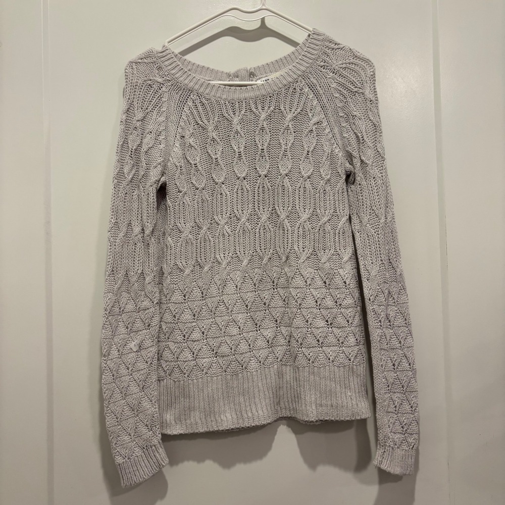 Sparrow Anthropologie Lavender Grey Cable Knit Button Back Sweater Small